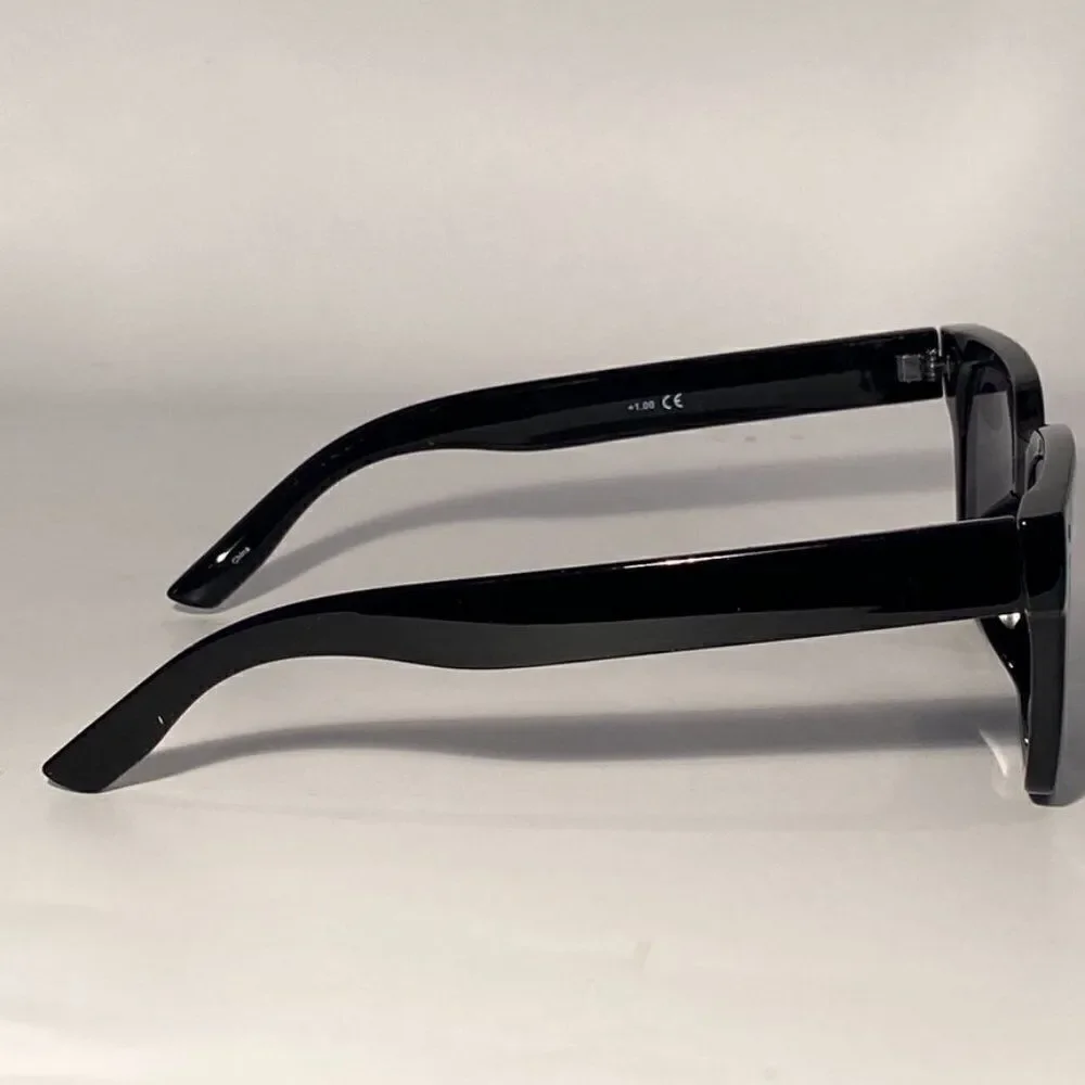 Reading Sunglasses Sun Readers 1.00 Chunky Black Frames NWT